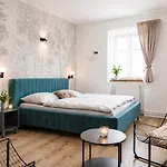 Family Cernice Aparthotel 4*