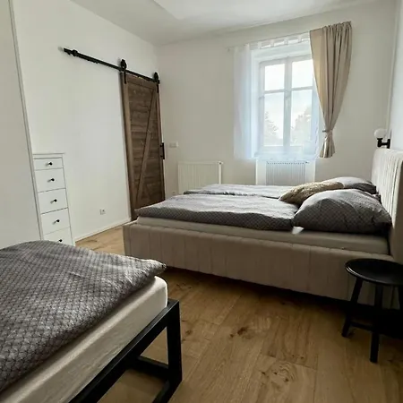 Family Cernice 4* Mojne