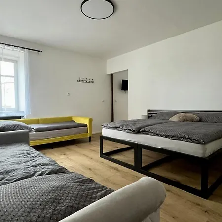 Family Cernice Aparthotel