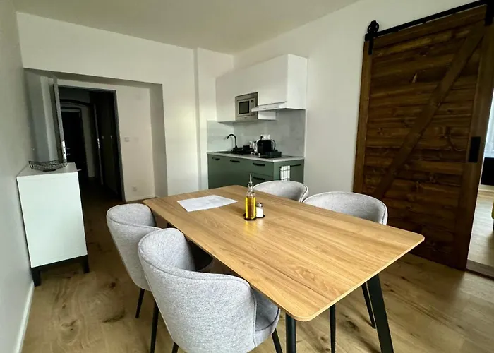 Aparthotel Family Cernice Mojne