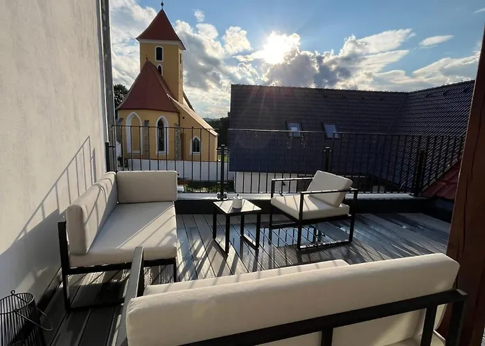 Apart Otel Family Cernice