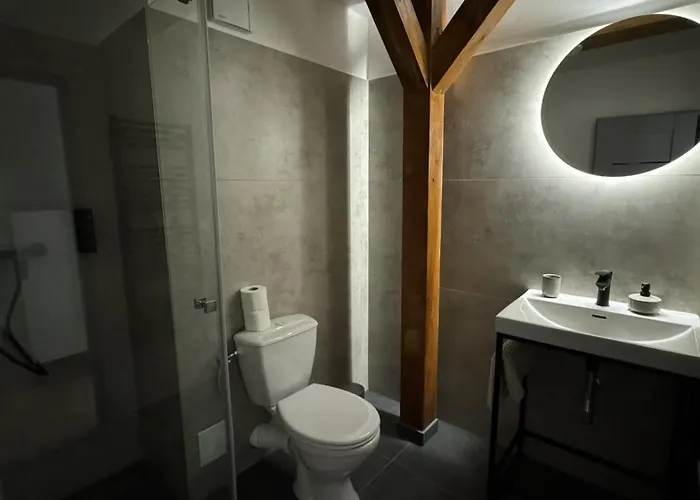 Family Cernice Apart-hotel Mojne