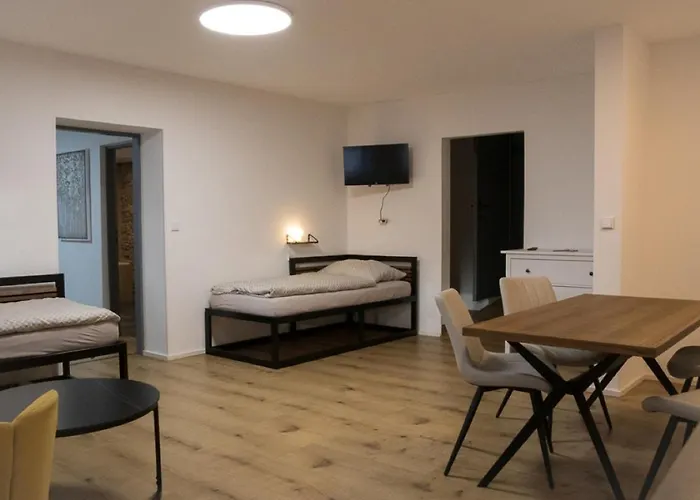 Family Cernice 4* Mojne